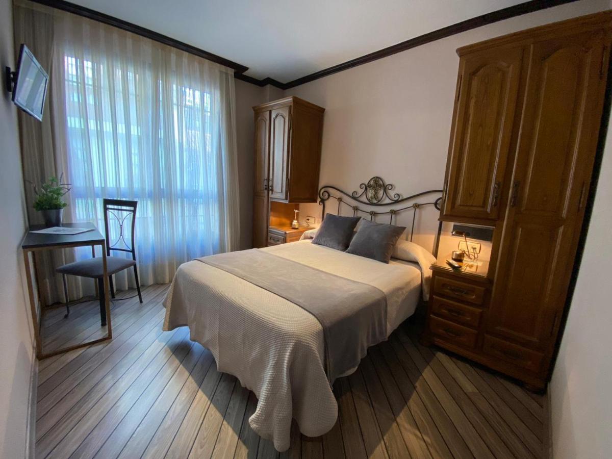 Hotel Los Molinos Llanes Bagian luar foto