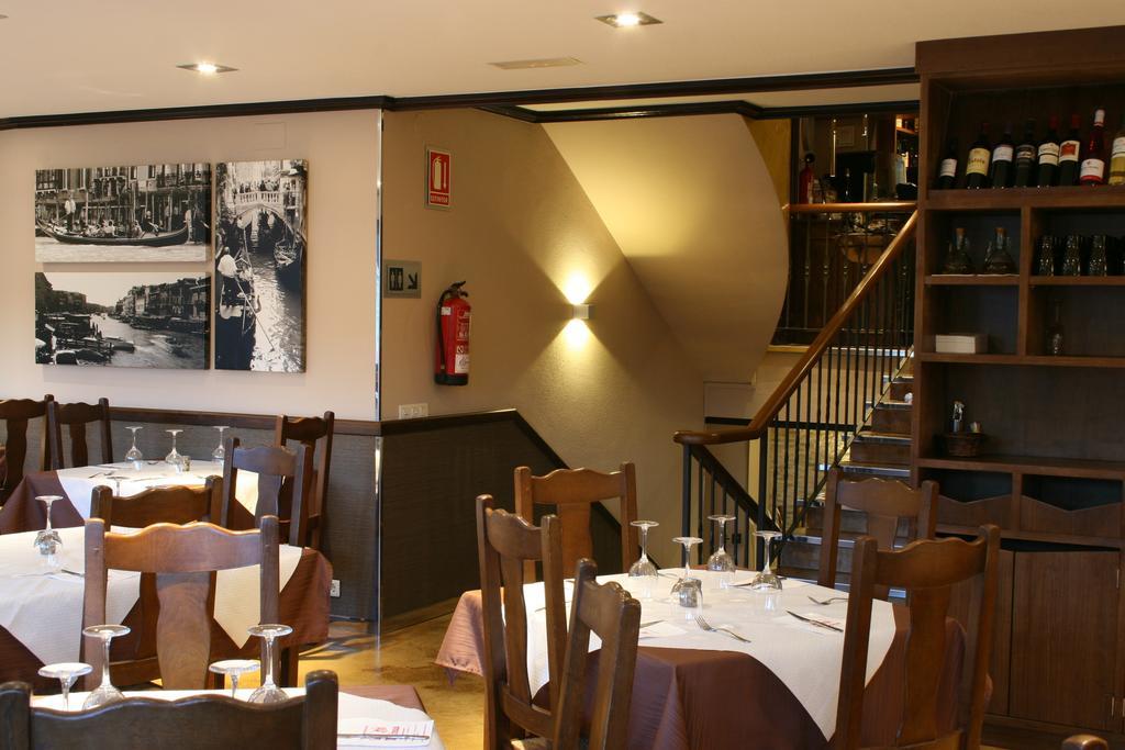 Hotel Los Molinos Llanes Bagian luar foto